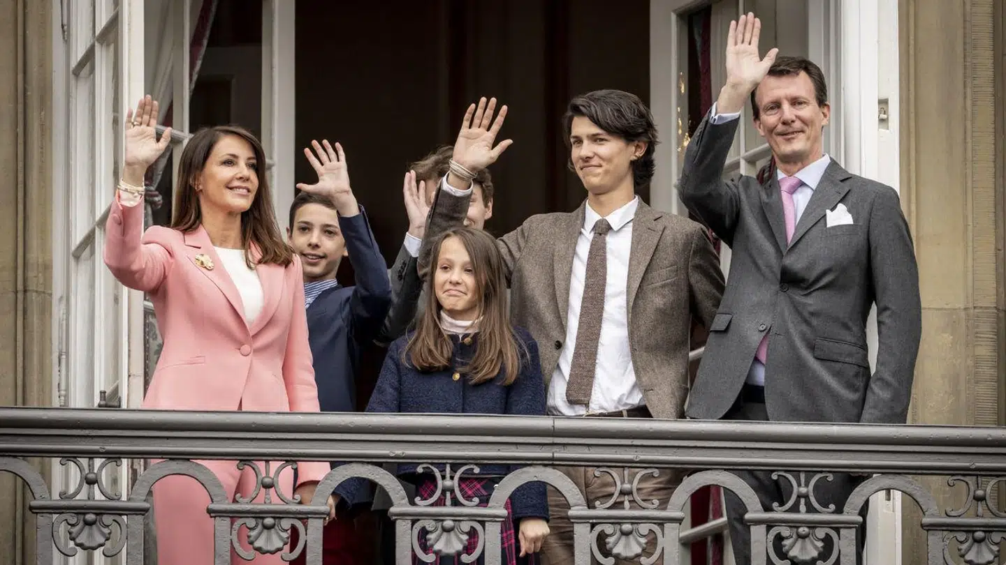 Prins Joachim, prinsesse Marie, grev Henrik, grev Felix, grev Nicolai og komtesse Athena, i forbindelse med at Dronningen fejrer sin 83-års fødselsdag på Amalienborg.