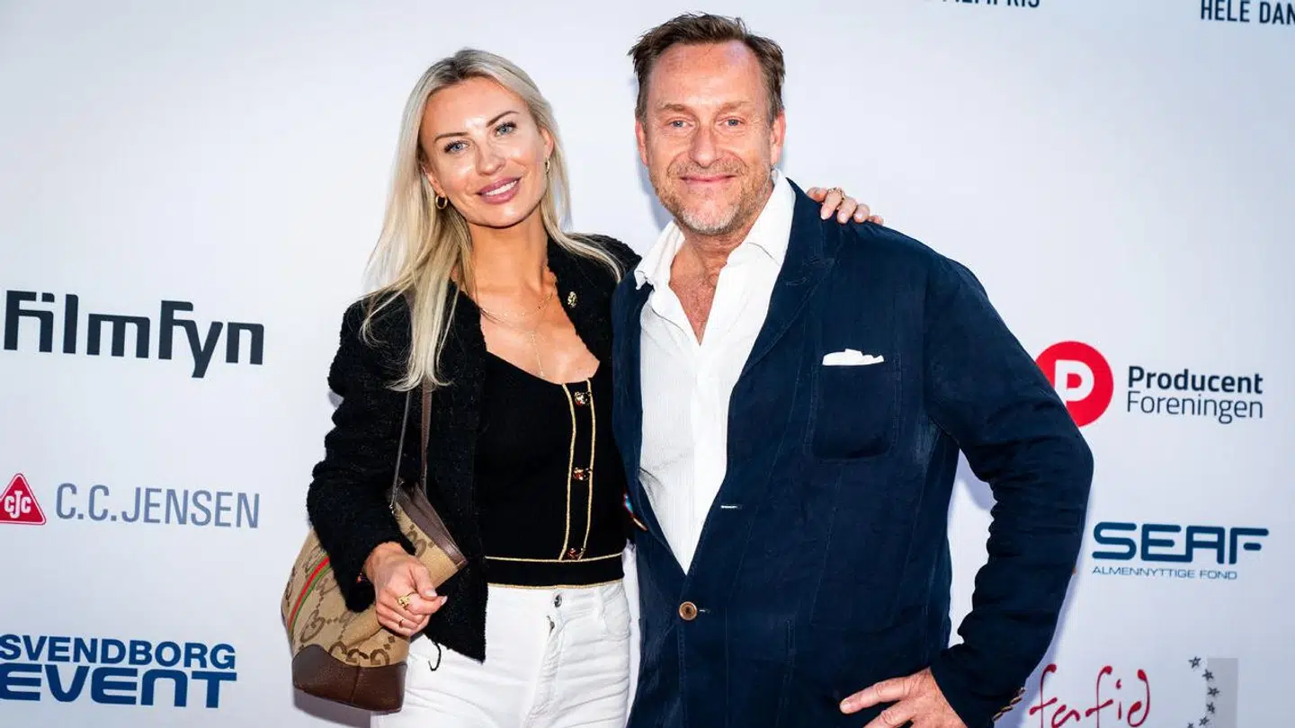 Katherine Diez og Adam Price har været sammen på tur til USA.