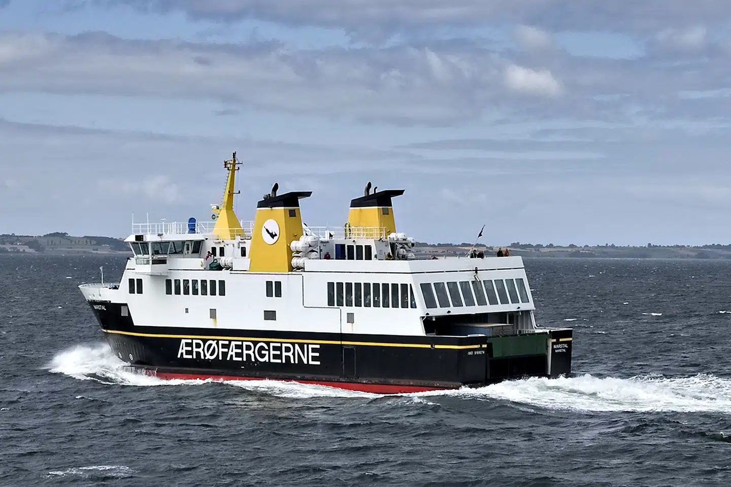 En af Ærøfærgerne er tirsdag eftermiddag stødt på grund ud for Ærøskøbing. Der er tale om færgen M/F Ærøskøbing. På billedet ses en af de andre færger - M/F Marstal. (Arkivfoto). Jens Nørgaard Larsen/Ritzau Scanpix