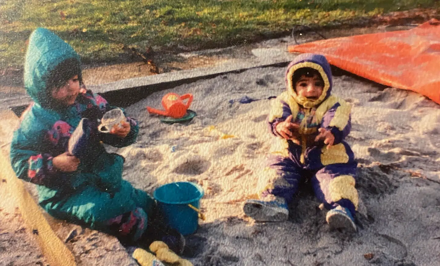 Mellissa Husseins bror blev dræbt i 2018. Hun har siden skrevet en bog for at give sin bror en stemme – det samme vil hun gøre for de kriminelle kvinder i dag.