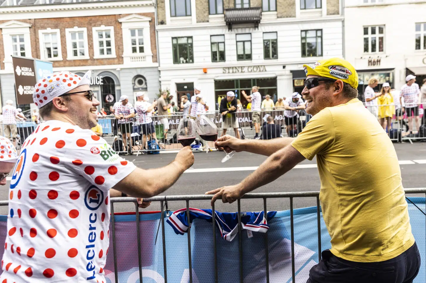 Københavnerne gik i stor stil på gaden til 1. etape af sidste års Tour de France. I alt blev der afviklet tre etaper i Danmark, før cykelløbet drog sydpå. (Arkivfoto). Ólafur Steinar Rye Gestsson/Ritzau Scanpix