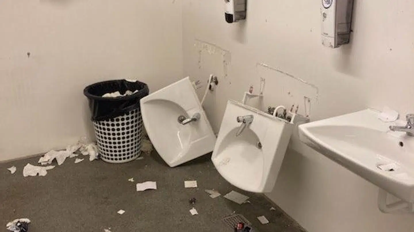 Smadrede håndvaske på Vejle Stadion.