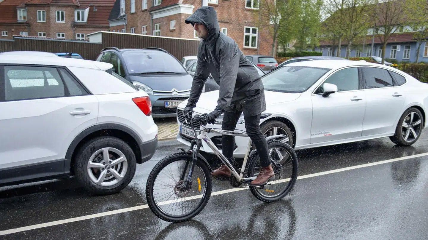 Regntøjet skal findes frem i den kommende uge, efter at april ellers er startet utroligt tør med kun 2,8 millimeter regn.