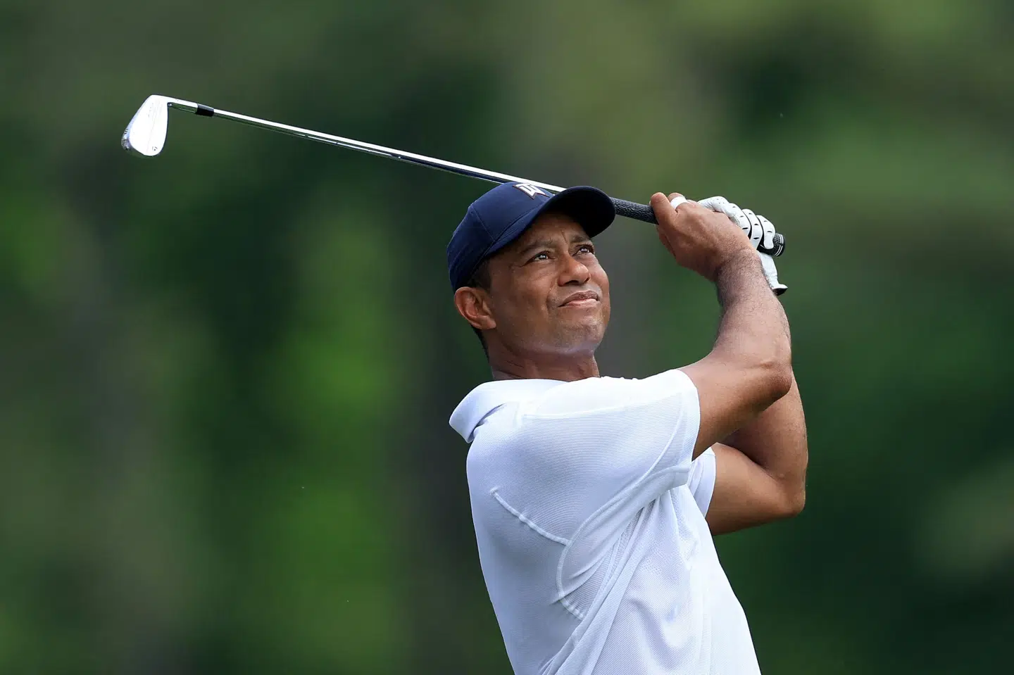 Tiger Woods var torsdag lokal tid i aktion i PGA Masters, hvor han åbnede turneringen på værste vis siden 2005.