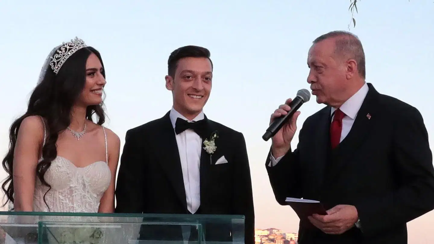 Præsidenten var med til Özils bryllup.