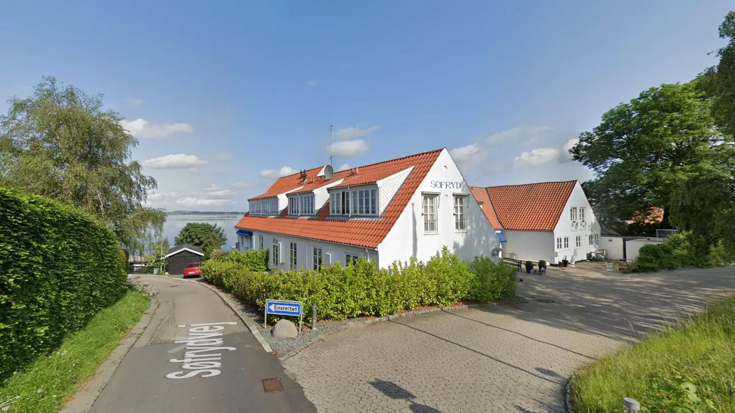 Søfryd ligger ud til Roskilde Fjord i Jyllinge.