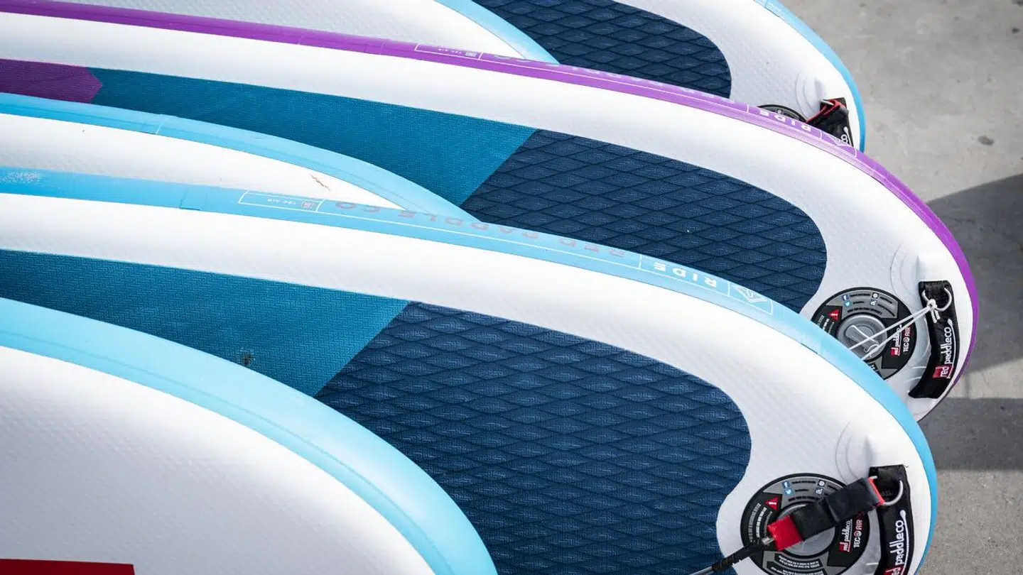 21 elever kom i fare, da de skulle paddleboarde for halvandet år siden. Arkivfoto.