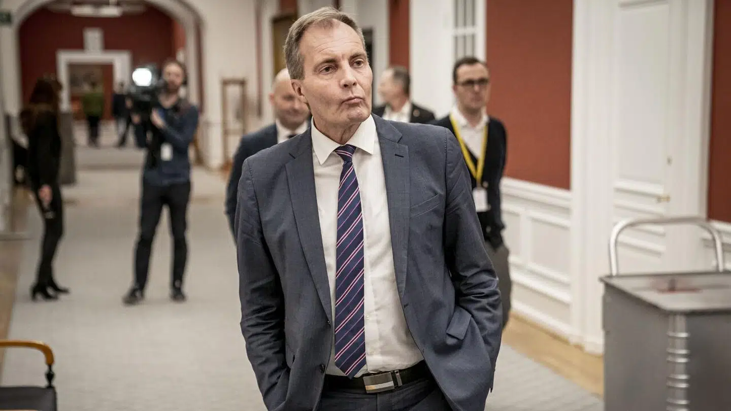 Peter Skaarups (DD) §20-spørgsmål bliver ikke besvaret af Mette Frederiksen.