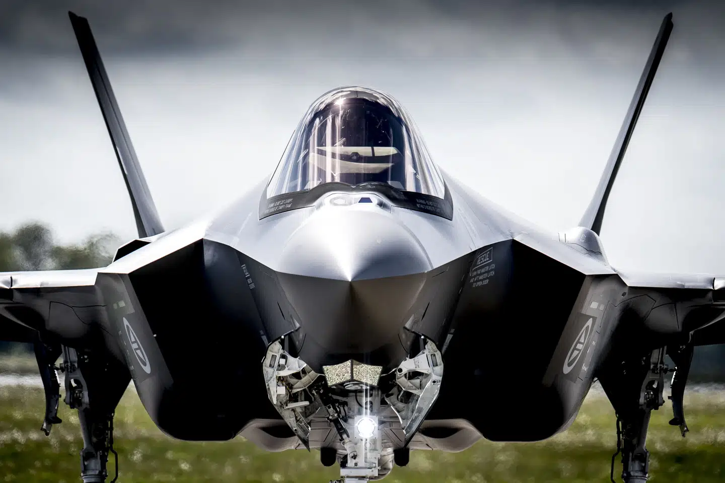 Fem amerikanske F-35-kampfly besøger i disse dage Danmark og indgår i de daglige flyvninger på Fighter Wing Skrydstrup. (Arkivfoto). Mads Claus Rasmussen/Ritzau Scanpix