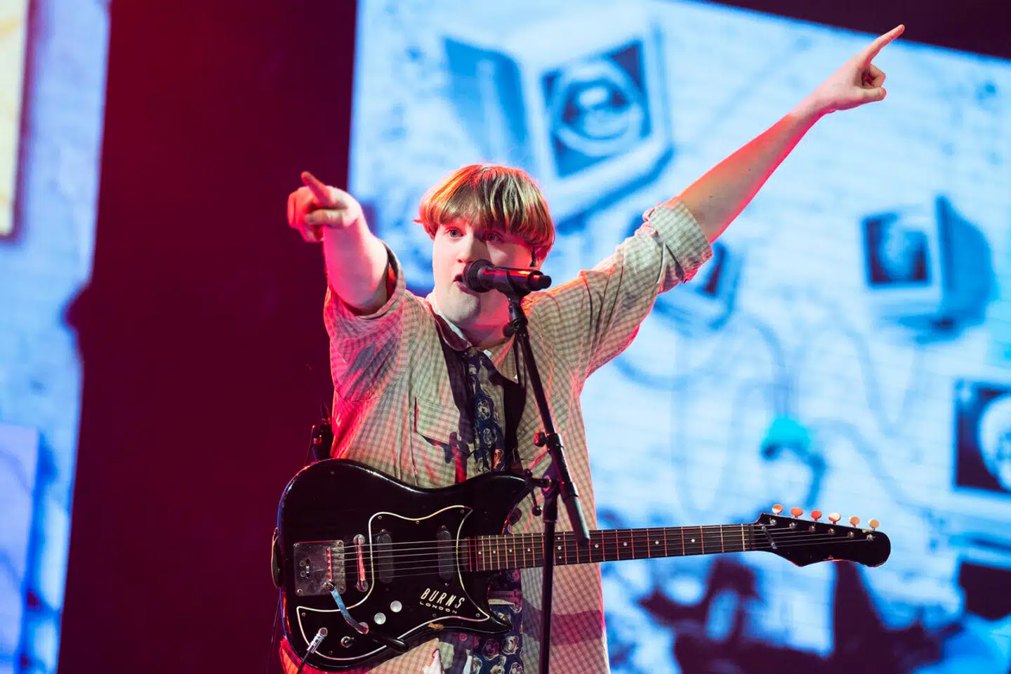 Theodor Vestergaard nægtede at synge 'lort' og 'helvede til' i fredagens 'X Factor'.