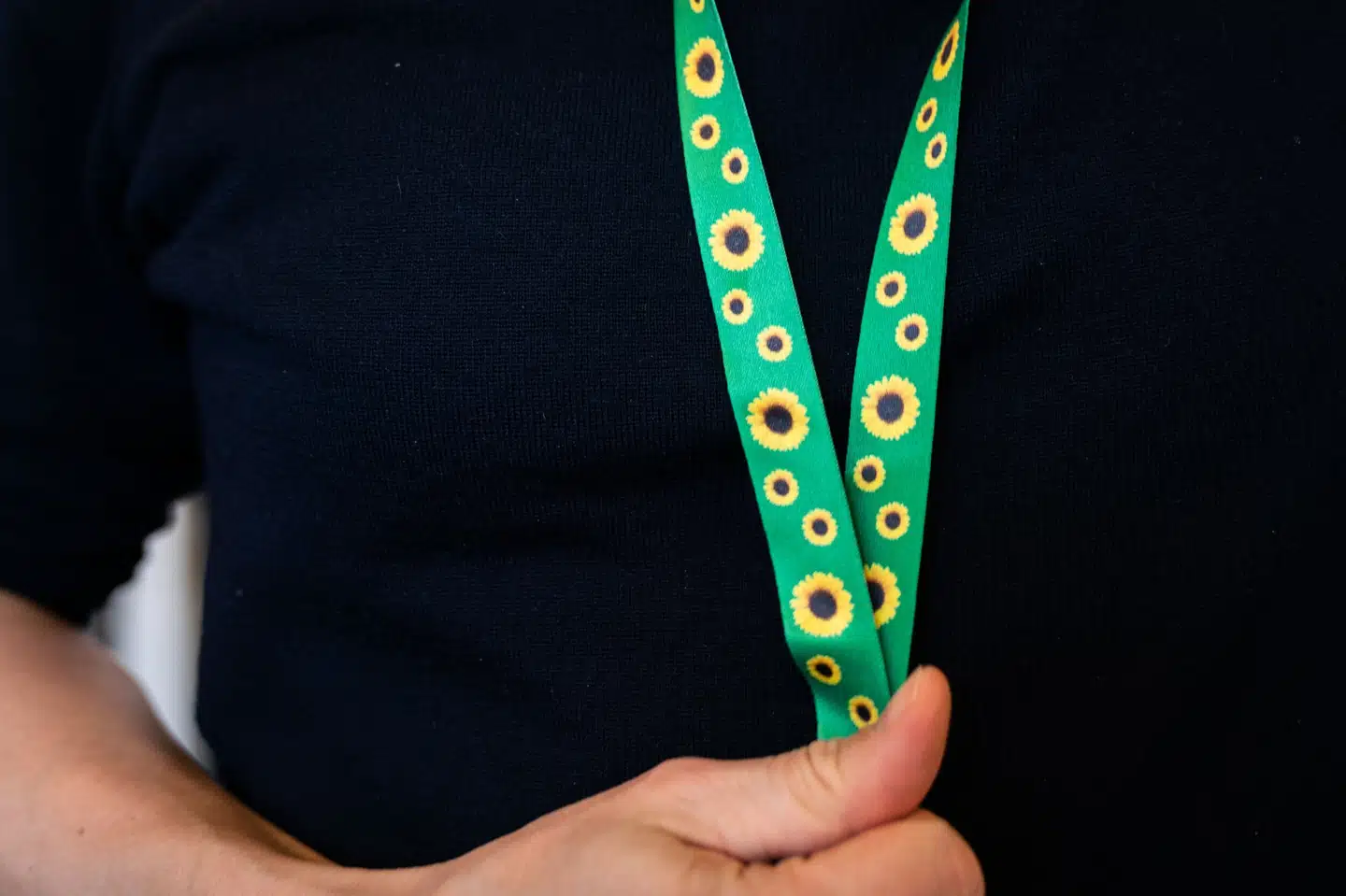 Solsikkesnoren kan bæres af de danskere, der har et skjult handicap og føler, de vil have gavn af en solsikkesnor. (Arkivfoto). Ida Marie Odgaard/Ritzau Scanpix