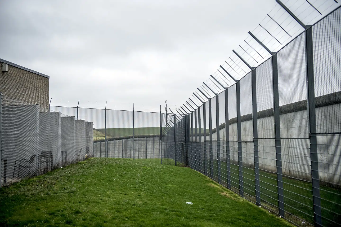 De danske fængsler er fyldt til randen og vil også være det i år, viser forventet opgørelse fra Kriminalforsorgen. (Arkivfoto). Morten Pape/Ritzau Scanpix