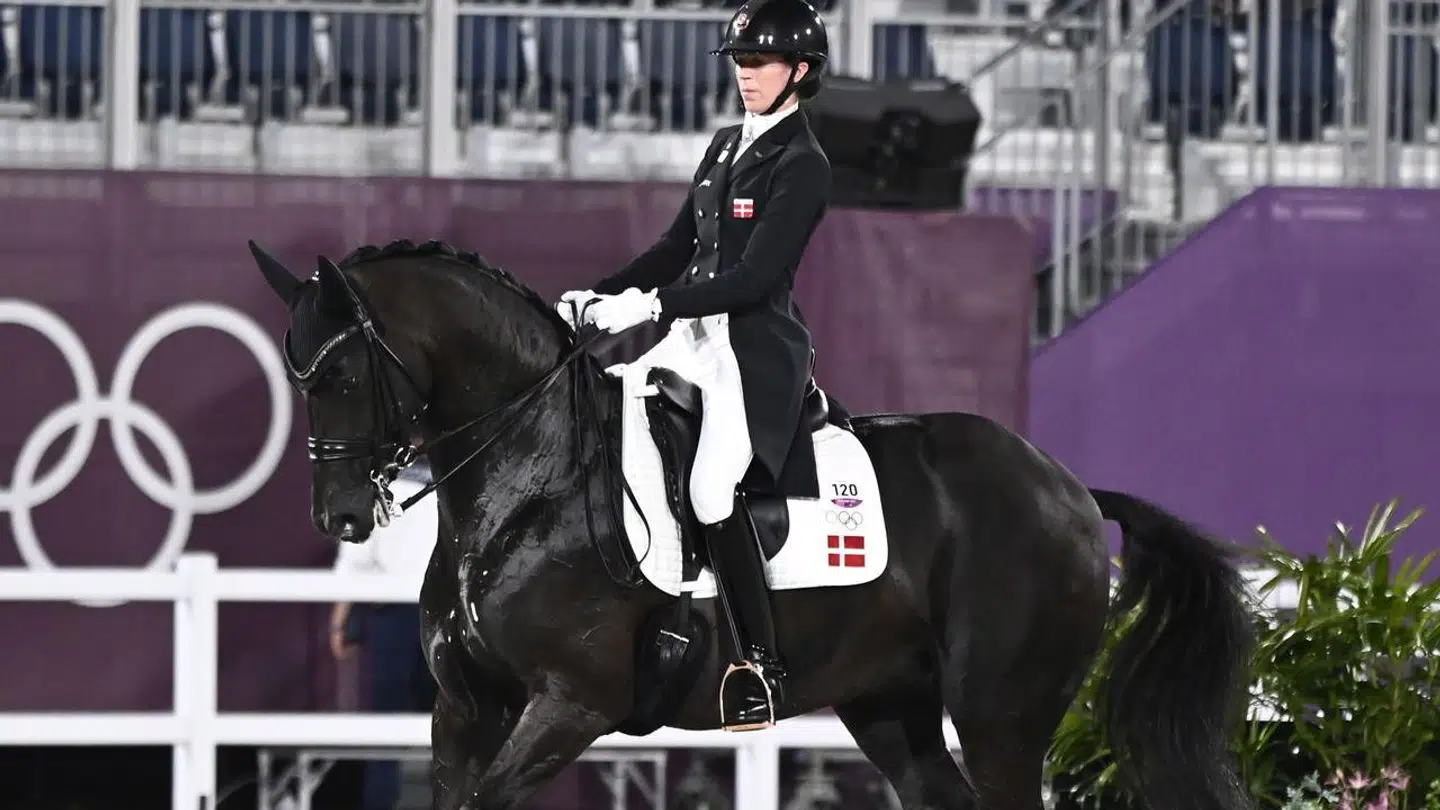 Carina Casøe Krüth og Heiline's Danciera ved OL i Tokyo.