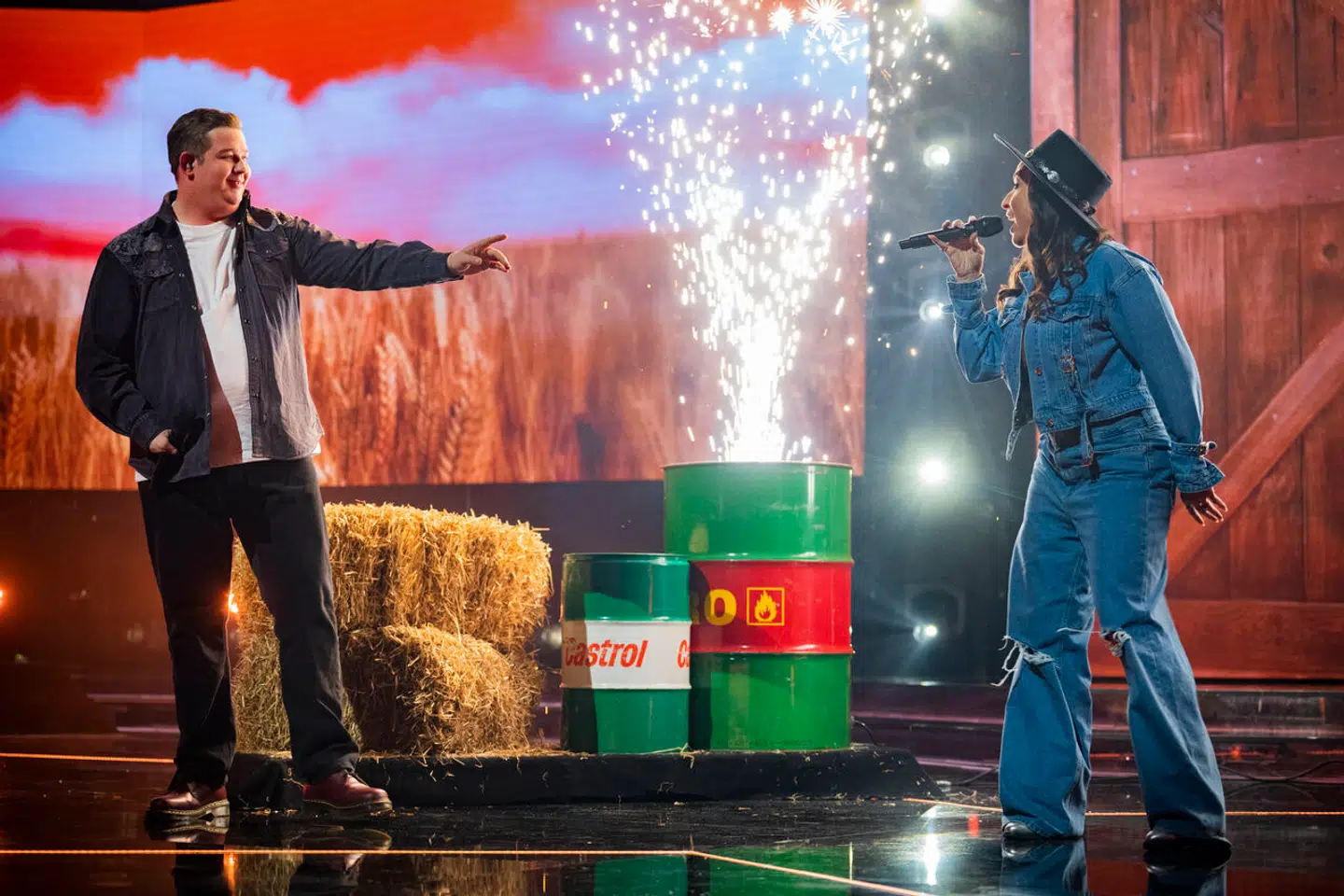 Henrik Hedelund Nielsen havde sangerinden og Szhirley med på Jooks-nummeret 'Hun vil ha' en rapper'.