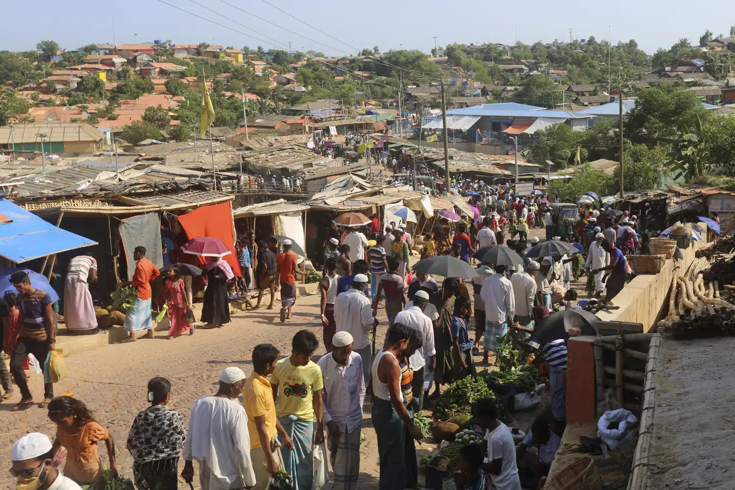 I Cox's Bazar bor omkring en million flygtninge i over 30 lejre. Samlet bliver området kaldt for verdens største flygtningelejr. (Arkivfoto). Suzauddin Rubel/Ritzau Scanpix