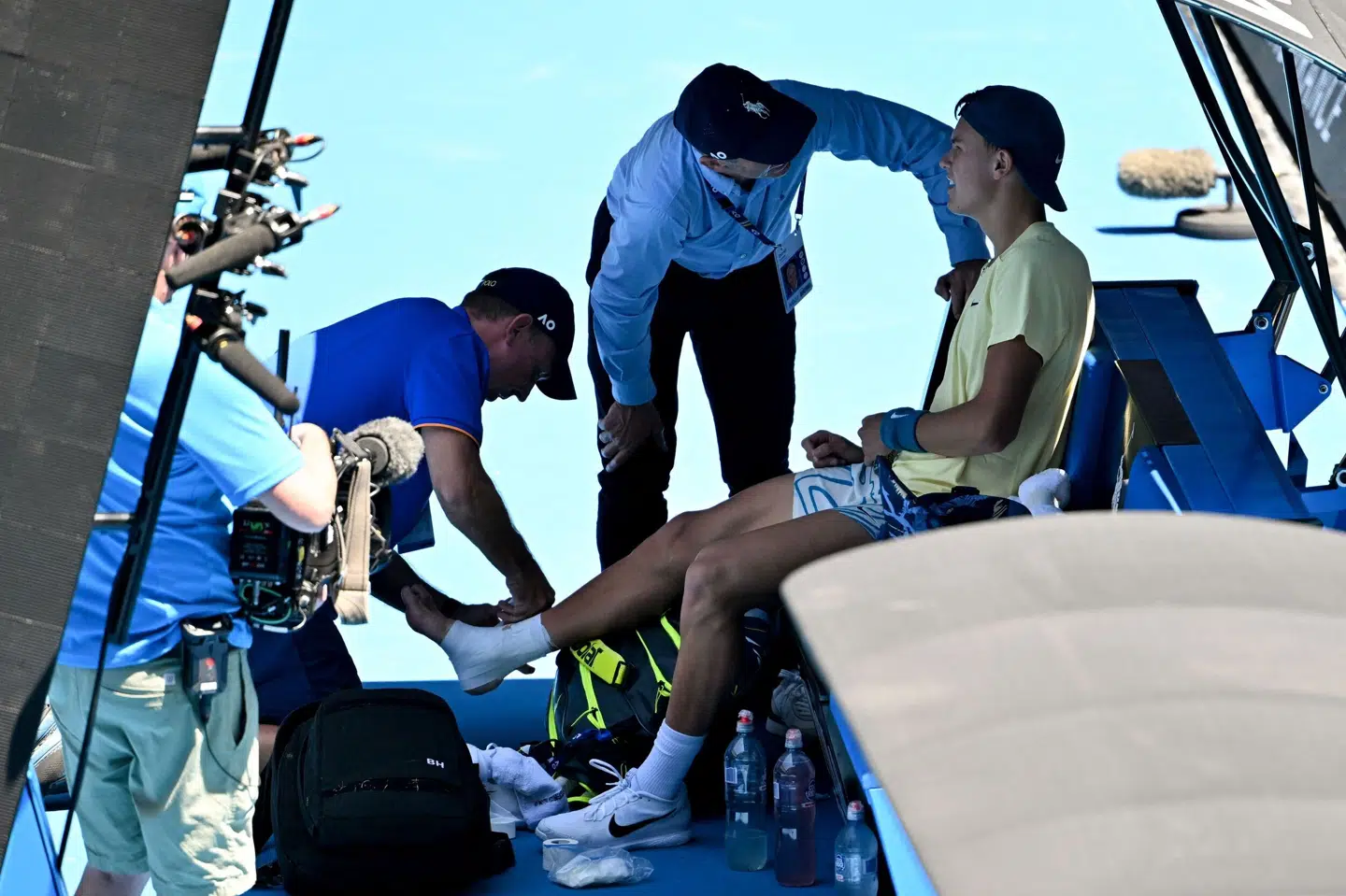 Holger Rune faldt og slog håndleddet i en kamp mod Ugo Humbert i Australian Open. (Arkivfoto). Paul Crock/Ritzau Scanpix