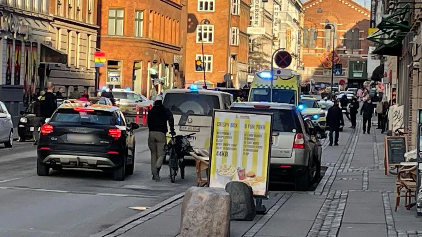 Politiet er i øjeblikket til stede på Istedgade. Foto: Privat