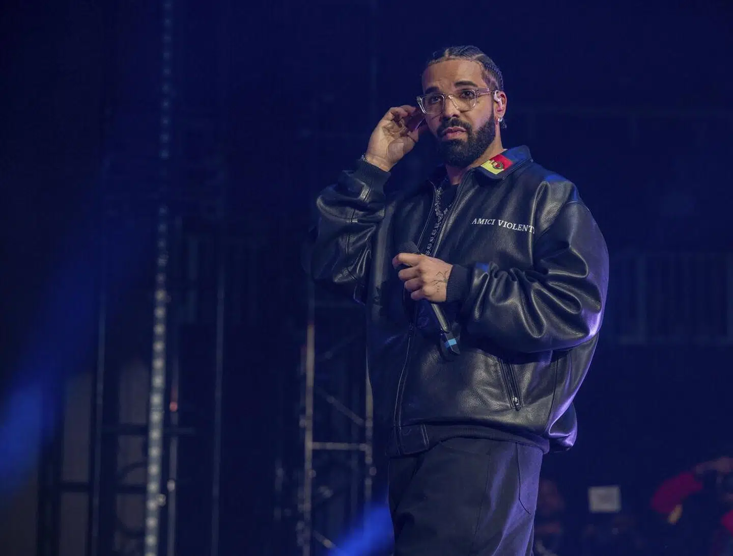 Drake på scenen i december 2022. Foto Paul R. Giunta/Invision/AP
