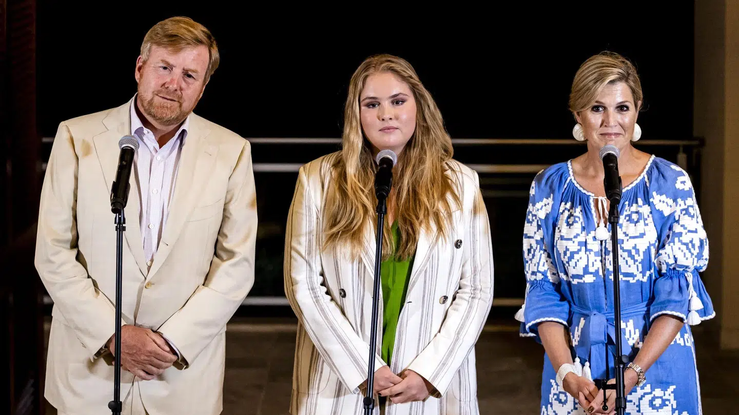 Sammen med sine forældre kong Willem-Alexander og dronning Maxima svarede kronprinsesse Catharina-Amalia for første gang på spørgsmål vedrørende hendes sikkerhed.