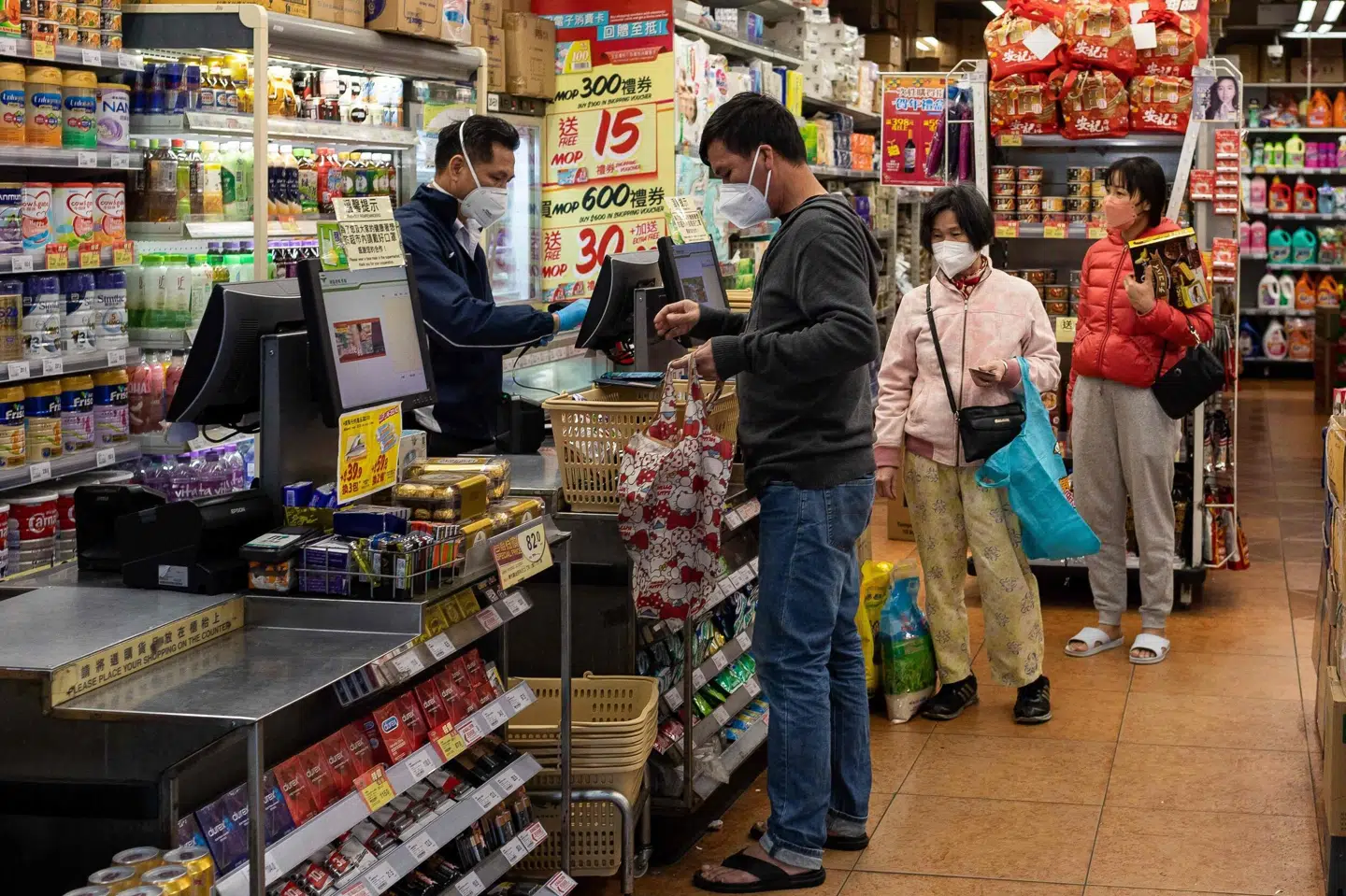 Folk handler ind i den kinesisk administrerede region Macao. (Arkivfoto). Eduardo Leal/Ritzau Scanpix