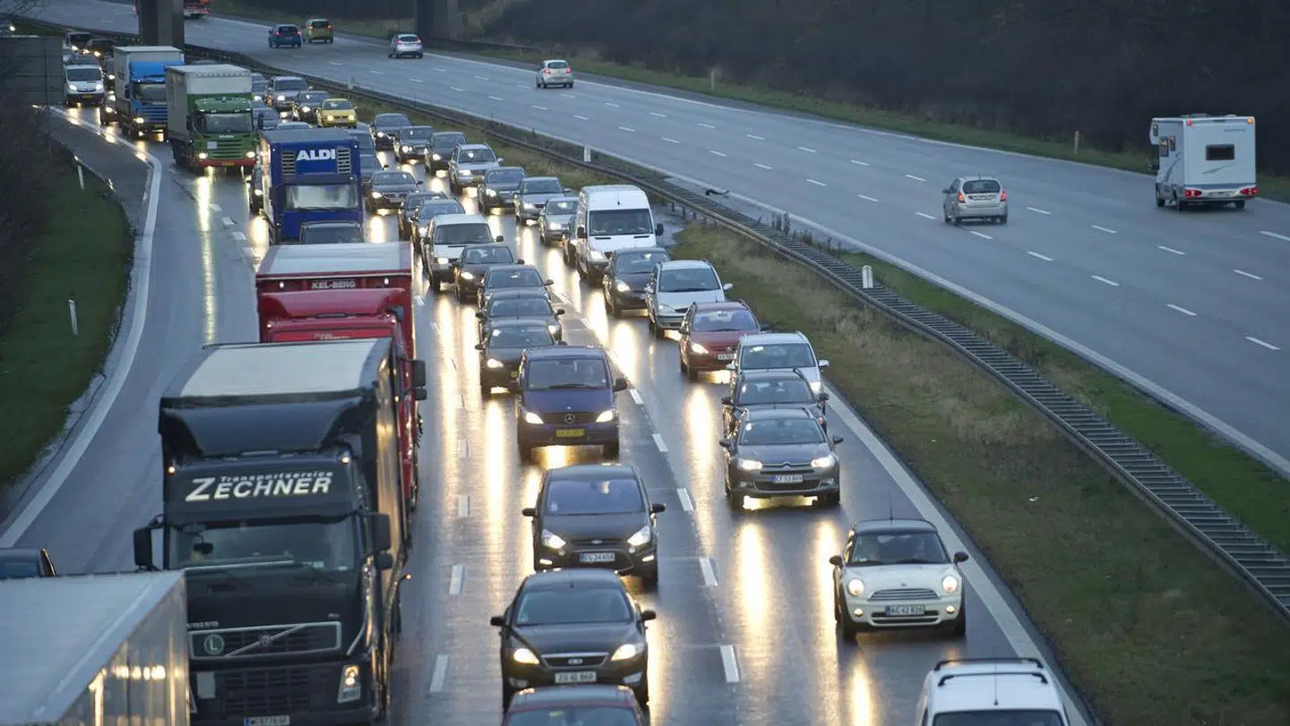 Selvom der vil være meget trafik på vejene i både uge 7 og 8, så forventer Vejdirektoratet ikke de store problemer med afviklingen. (Arkivfoto)