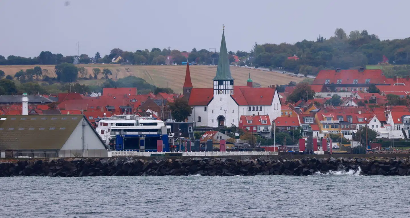 Lydbølger fra en eller flere sprængninger i Polen har rystet Bornholm lørdag eftermiddag, vurderer GEUS. Her er det Rønne.