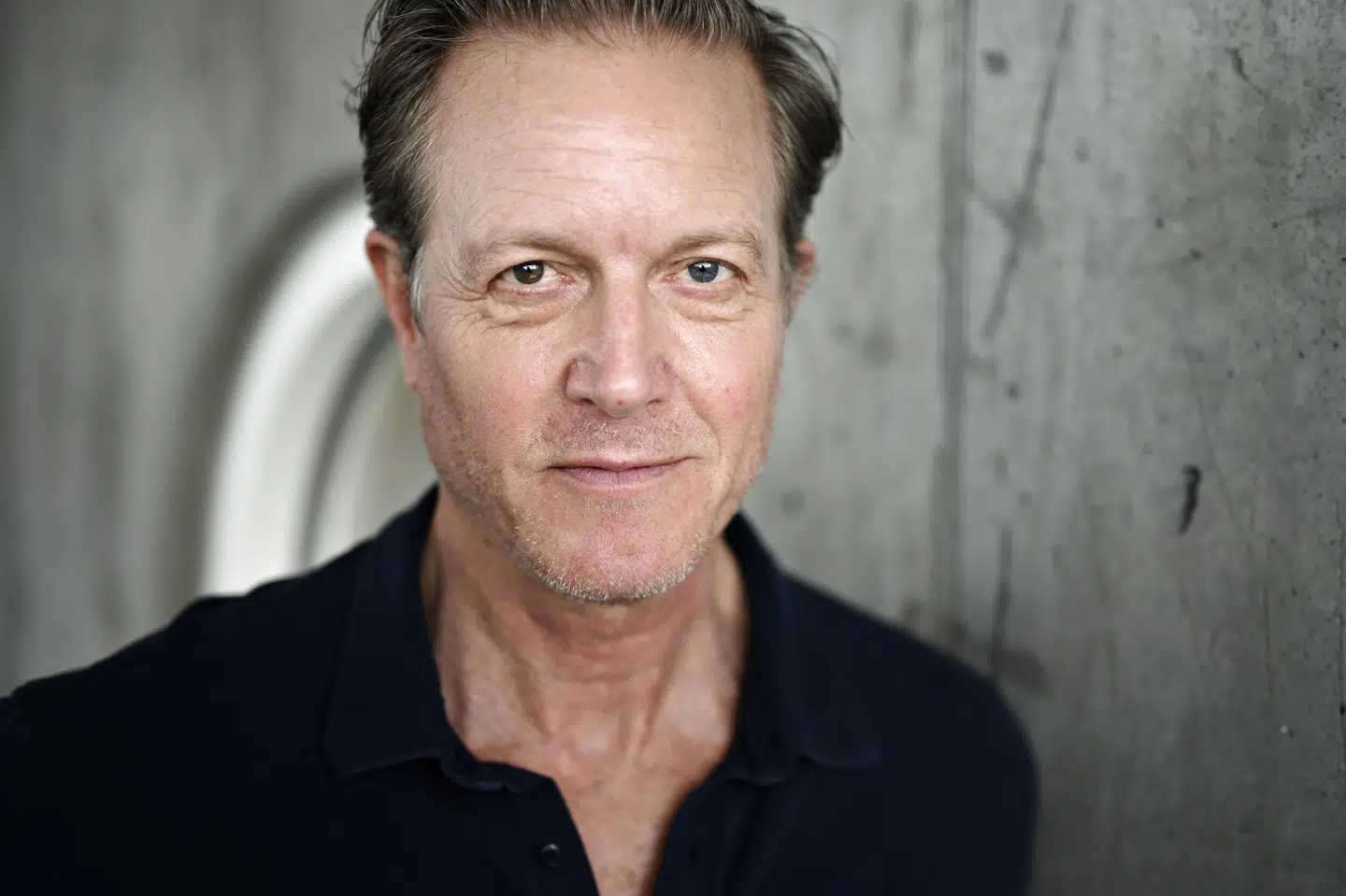 - Jeg har haft mange fantastiske øjeblikke som skuespiller, men jeg har også haft et par stykker, hvor mennesker har været decideret nedladende over for mig. De tænker: Her kommer glade Mygind, som vi bare kan tale ned til, siger Peter Mygind. (Arkivfoto). Philip Davali/Ritzau Scanpix