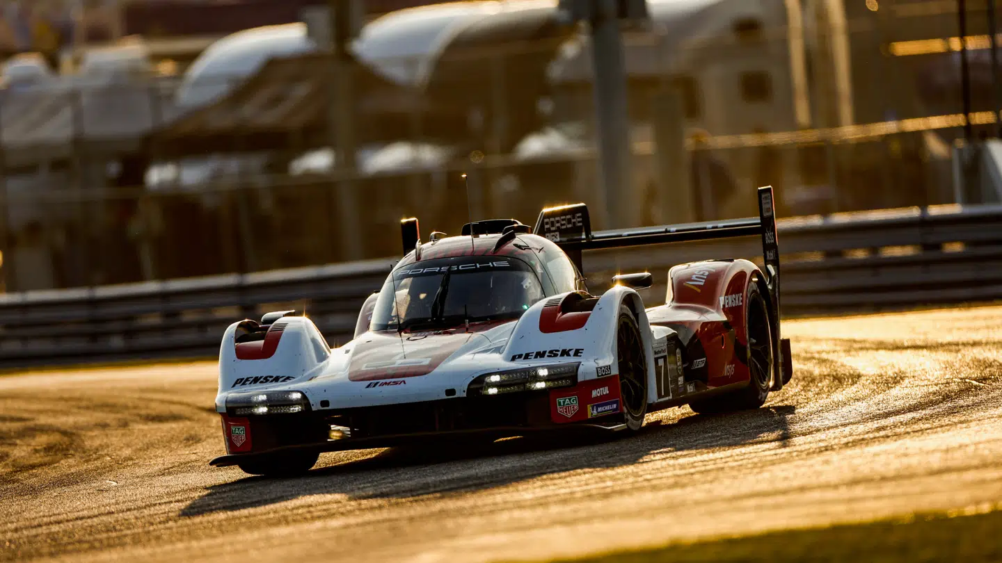 Michael Christensens nye, lynhurtige køretøj. Porsche har – ligesom flere andre bilfabrikker – bygget en ny bil til den største klasse på Le Mans og Daytona.