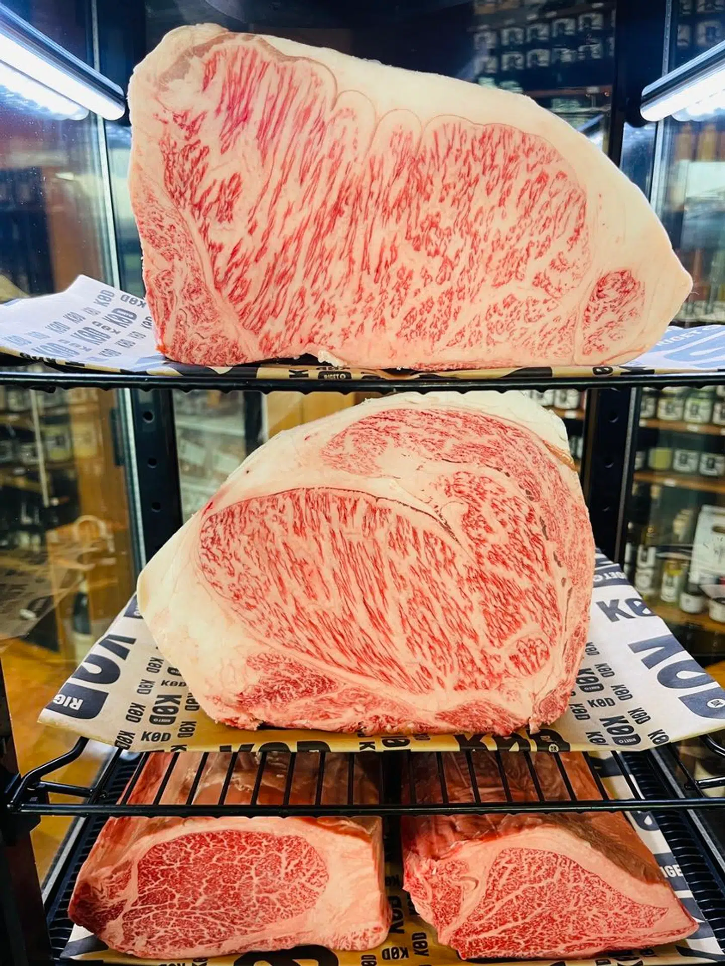 Waygukødet i forskellige udskæringer.