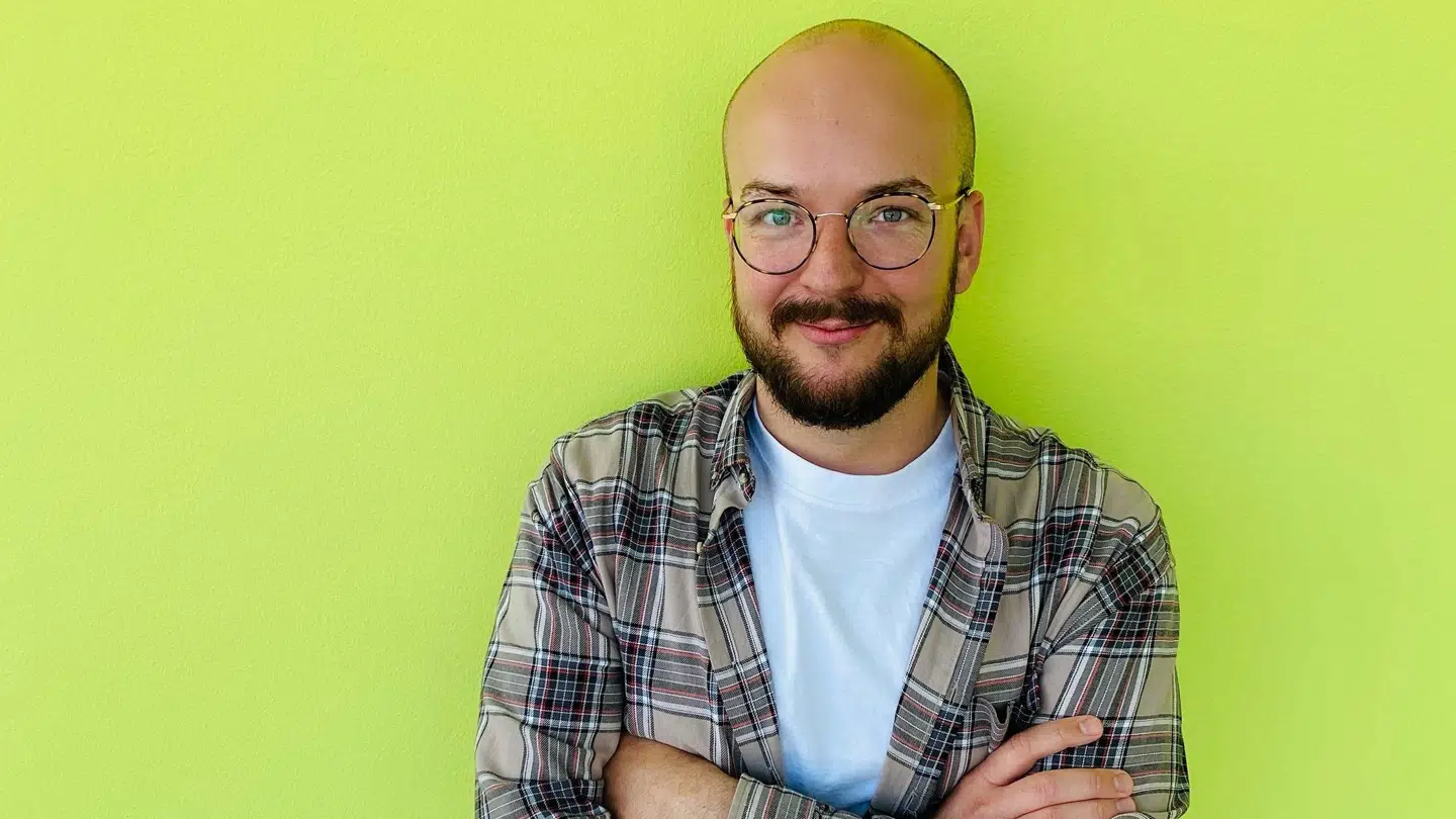 Mathias Helt, vært på DR-podcasten 'Absolut Mathias Helt'.