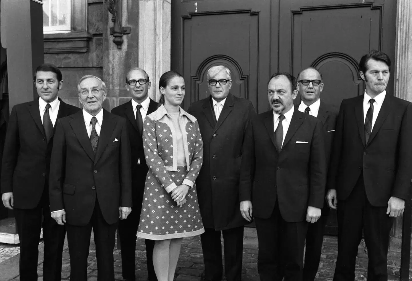 Ritt Bjerregaard var ene kvinde i flokken, da Anker Jørgensen i 1973 præsenterede sin regering. Ankers nye pinup blev hun kaldt.