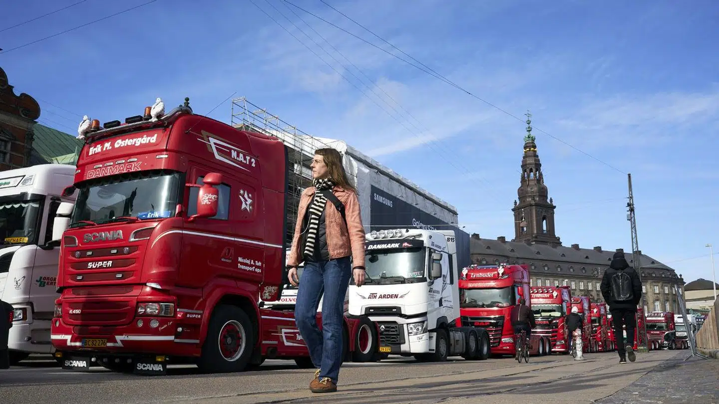 Tidligere på året blokerede utilfredse vognmænd vejen ved Christiansborg Slotsplads og Børsen.