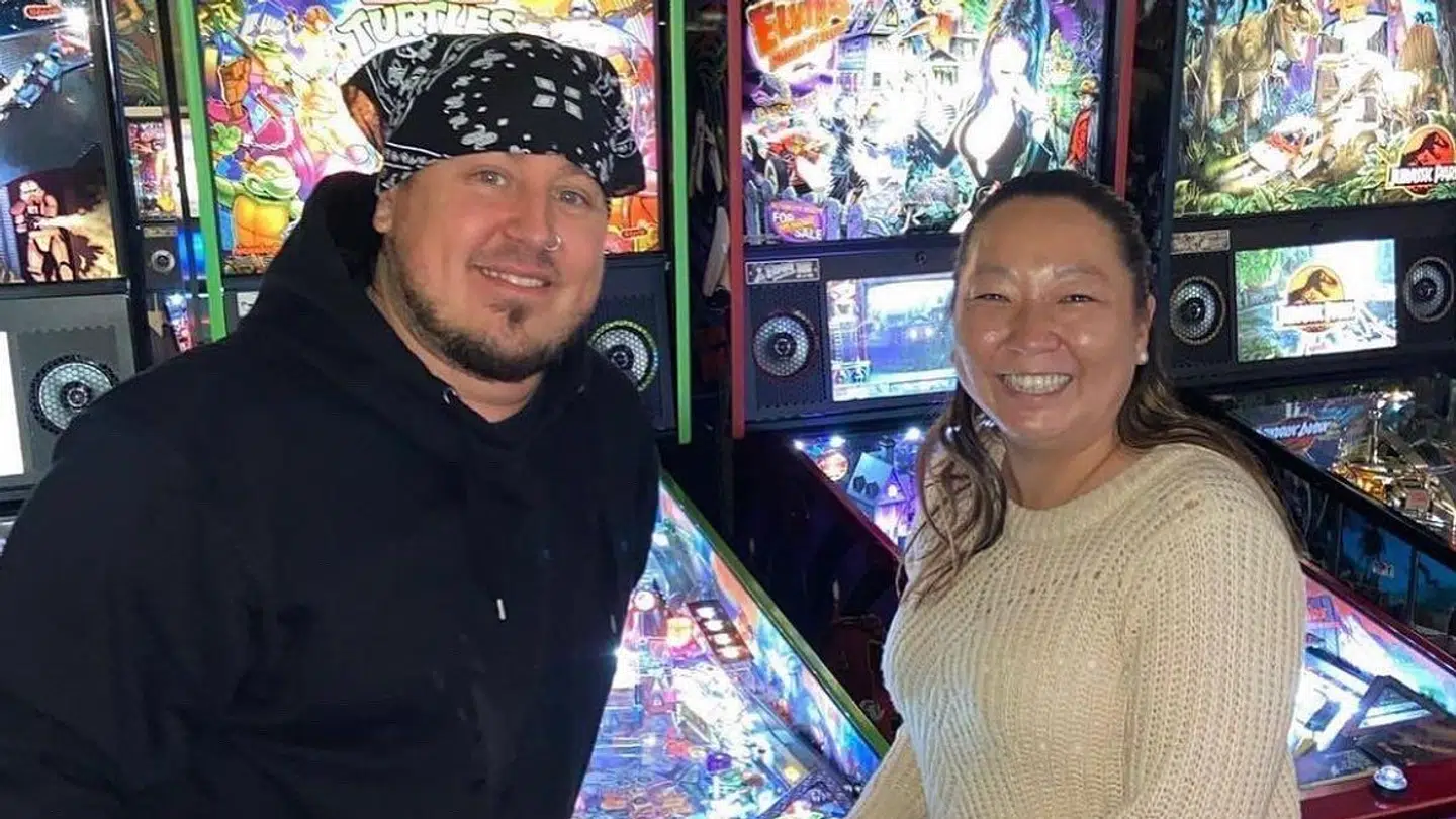 Den afdøde realitystjerne Sidney Lee og Reality Awards-arrangør Kit Nielsen. Foto: Privat