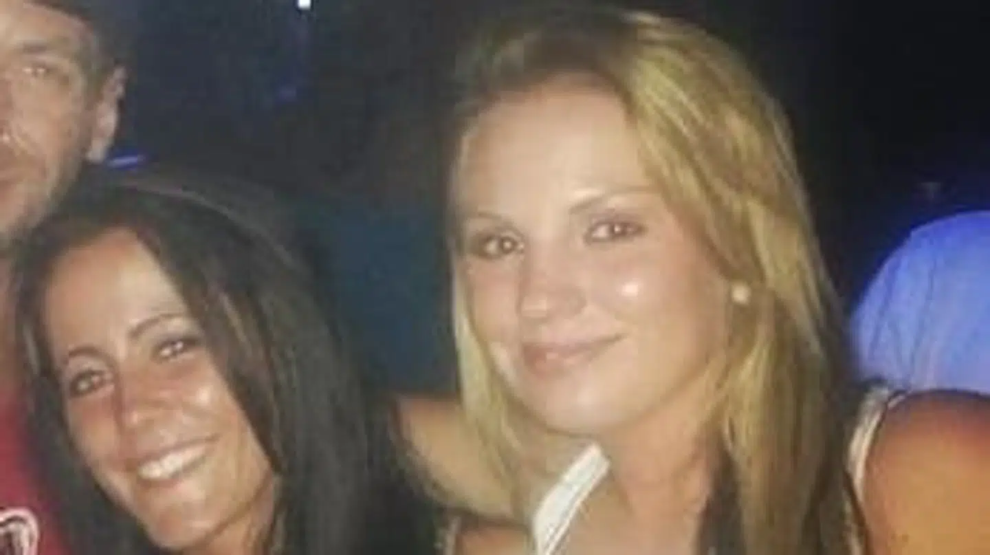 Dette billede af veninderne Jenelle Evans og Taylor Lewis lagde Jenelle Evans på facebook den 6. januar. Dagen efter hendes tidligere veninde var fundet død. Foto Jenelle Evans.