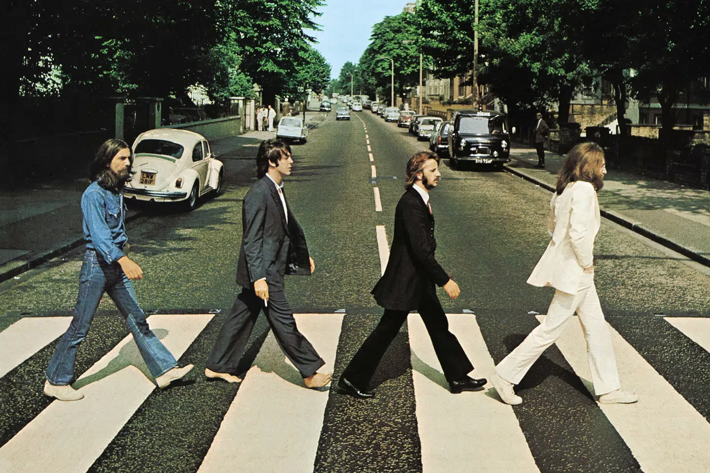 Det berømte pladecover på The Beatles-albummet Abbey Road. Paul McCartney er nummer to fra venstre. Iain Mcmillan, Courtesy Apple Co/Ritzau Scanpix