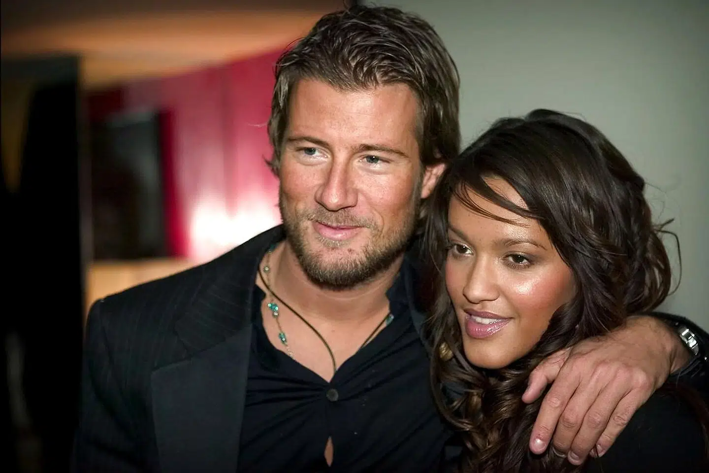 Saszeline Emanuelle Dreyer dannede i flere år par med tidligere tennisspiller og realitystjerne Frederik Fetterlein. Her ses de sammen i 2004.