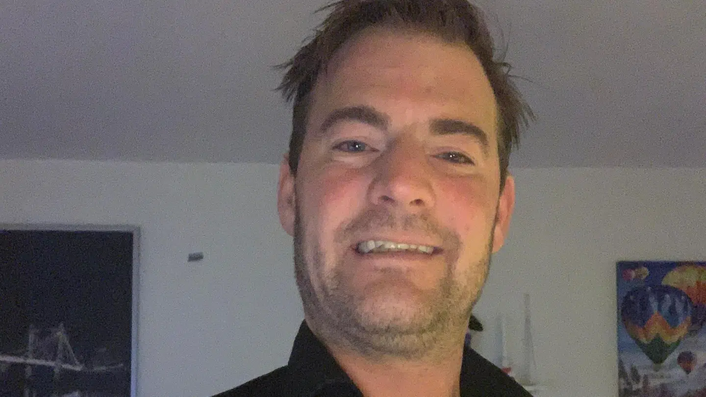 Peter Friedrich bor i Herning og fyrer krudt af, på trods af at en ukrainsk kvinde har givet udtryk for, flere ukrainere i området er bange.