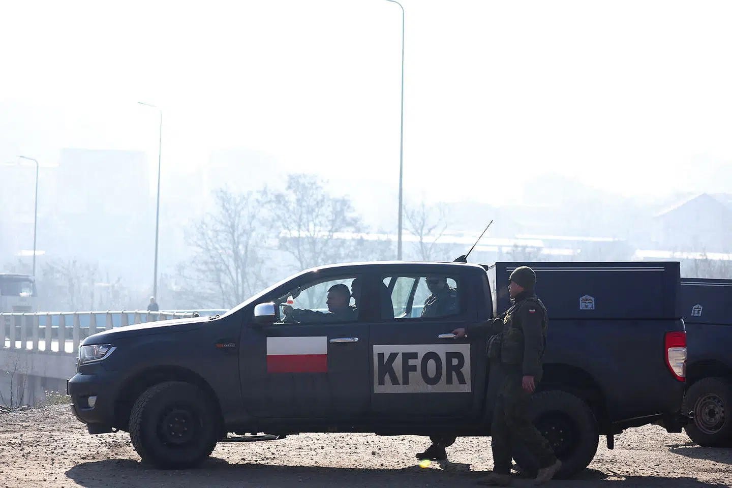 I løbet af december er forholdet mellem Serbien og Kosovo blevet dårligere og dårligere. Nu er det kommet til et punkt, hvor man frygter en decideret krig.