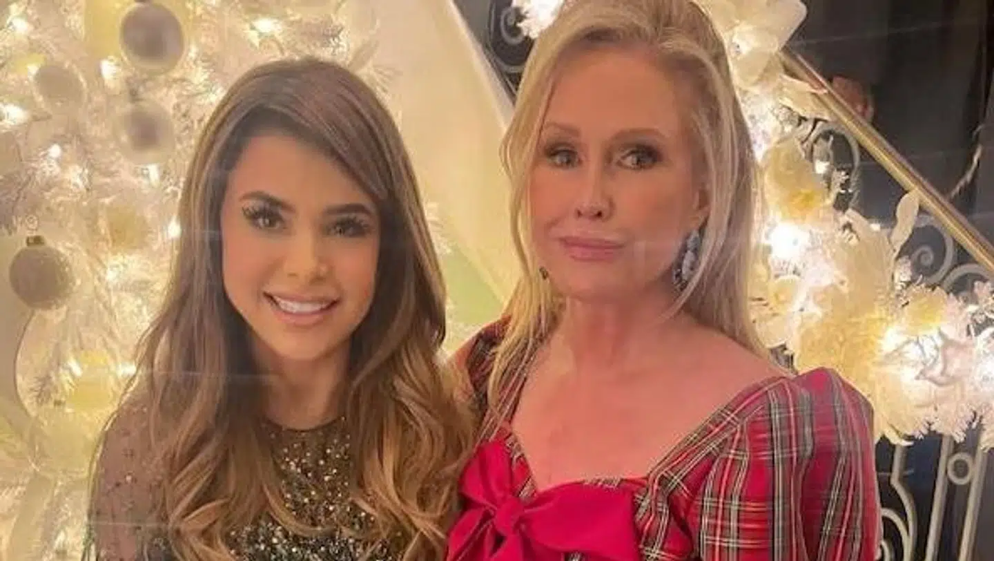 Flere af 60-årige Paula Abduls følgere spærrede øjnene op, da de så dette billede.