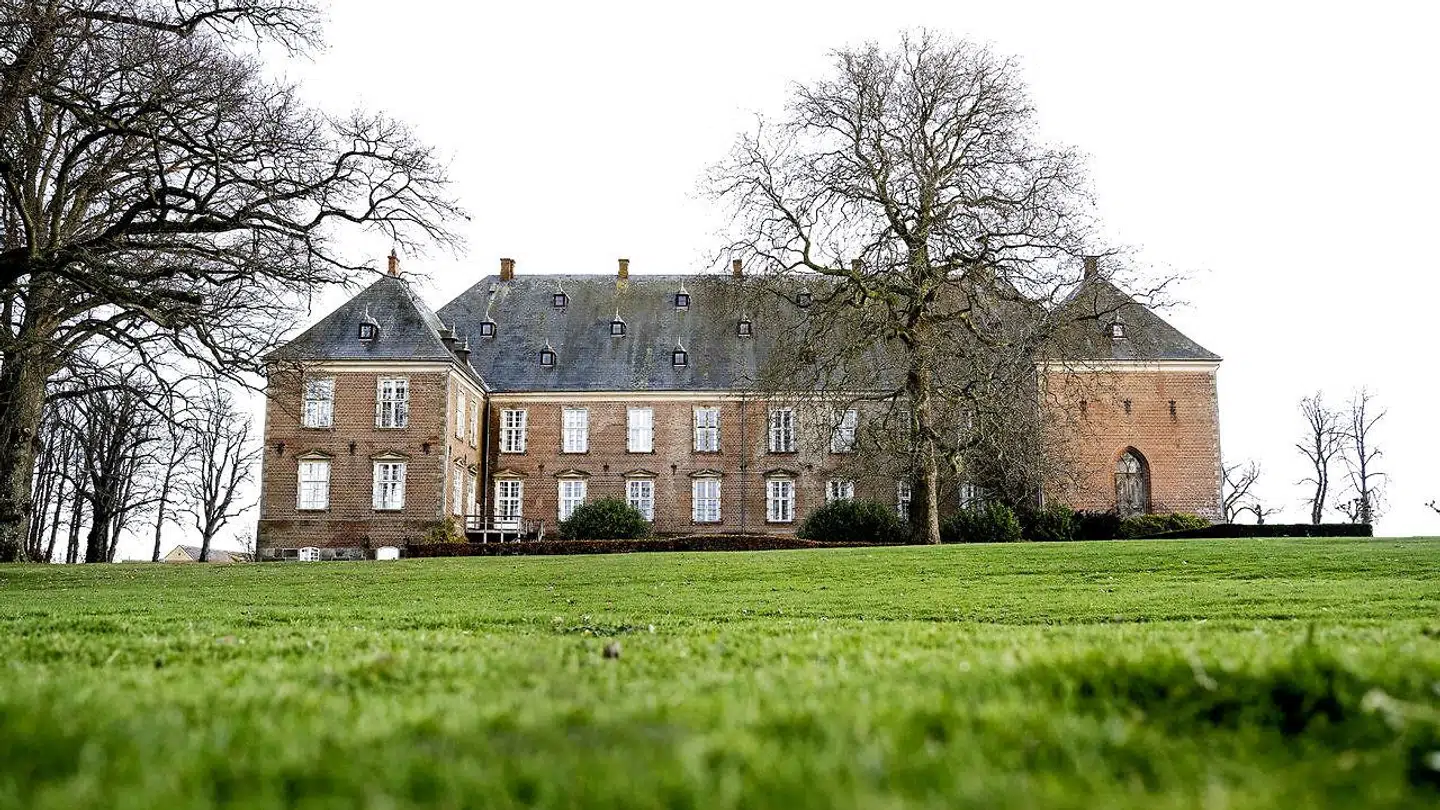 I slotsparken på Valdemars Slot vil der til sommer være popkoncert.