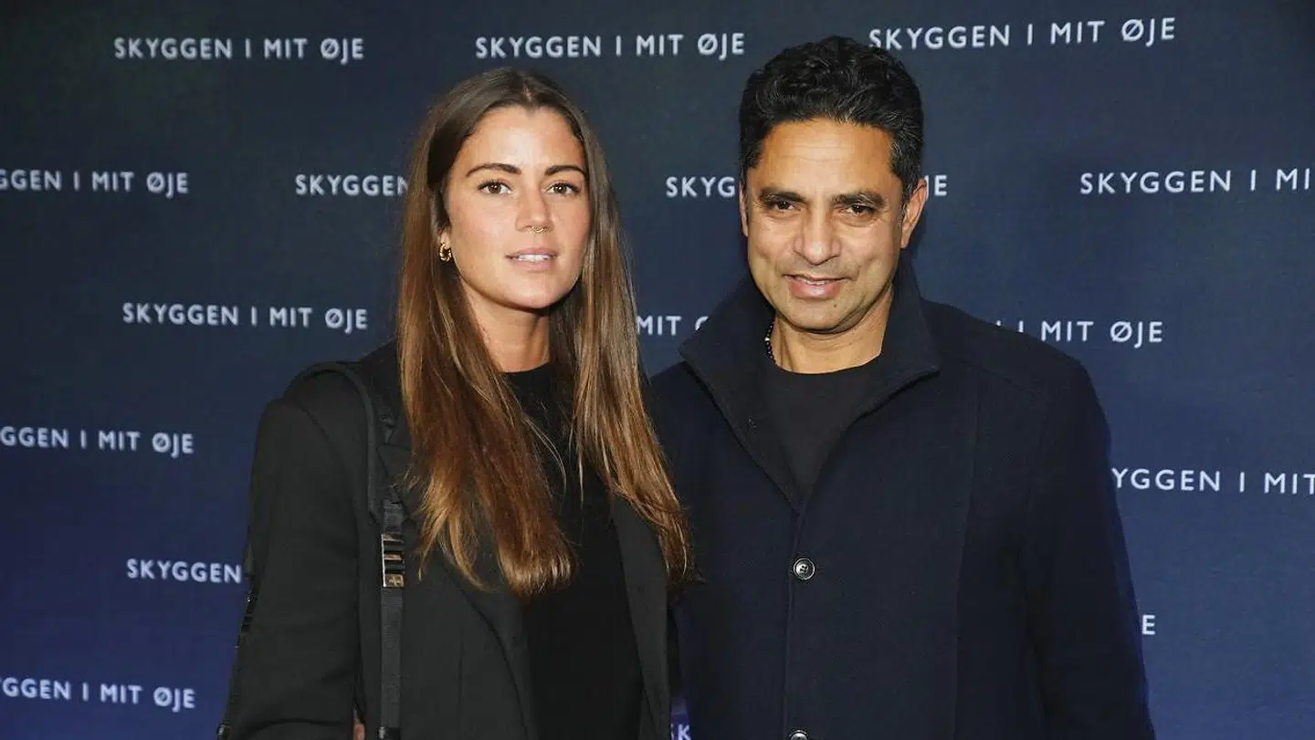 Simona Popovic og Manu Sareen. Rød løber til gallapremiere på Ole Bornedals "Skyggen i mit øje" i Imperial biografen, onsdag den 27. oktober 2021. (foto: Martin Sylvest/Ritzau Scanpix 2021)