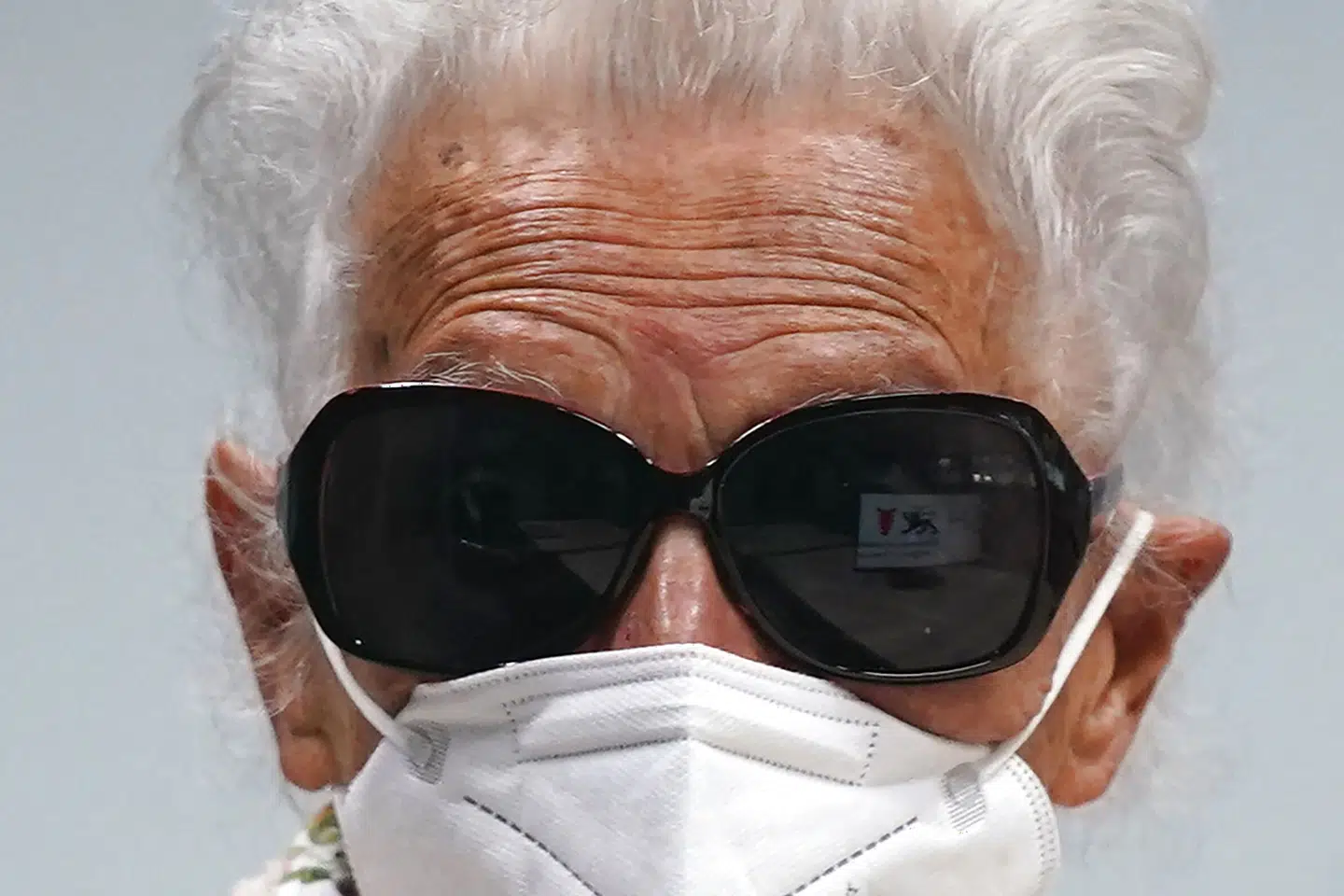 På billedet ses den 97-årige Irmgard Furchner, som var sekretær i koncentrationslejren Stutthof under Anden Verdenskrig. En domstol i Itzehoe, Nordtyskland, har tirsdag idømt Furchner to års betinget fængsel. – Foto: Marcus Brandt/Ritzau Scanpix