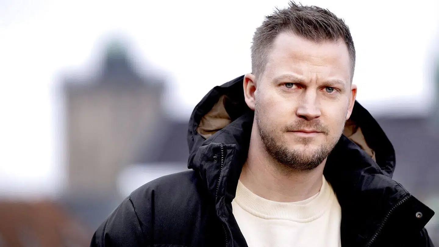 FCK-træneren er i øjeblikket på ferie, men telefonen er åben 24/7.