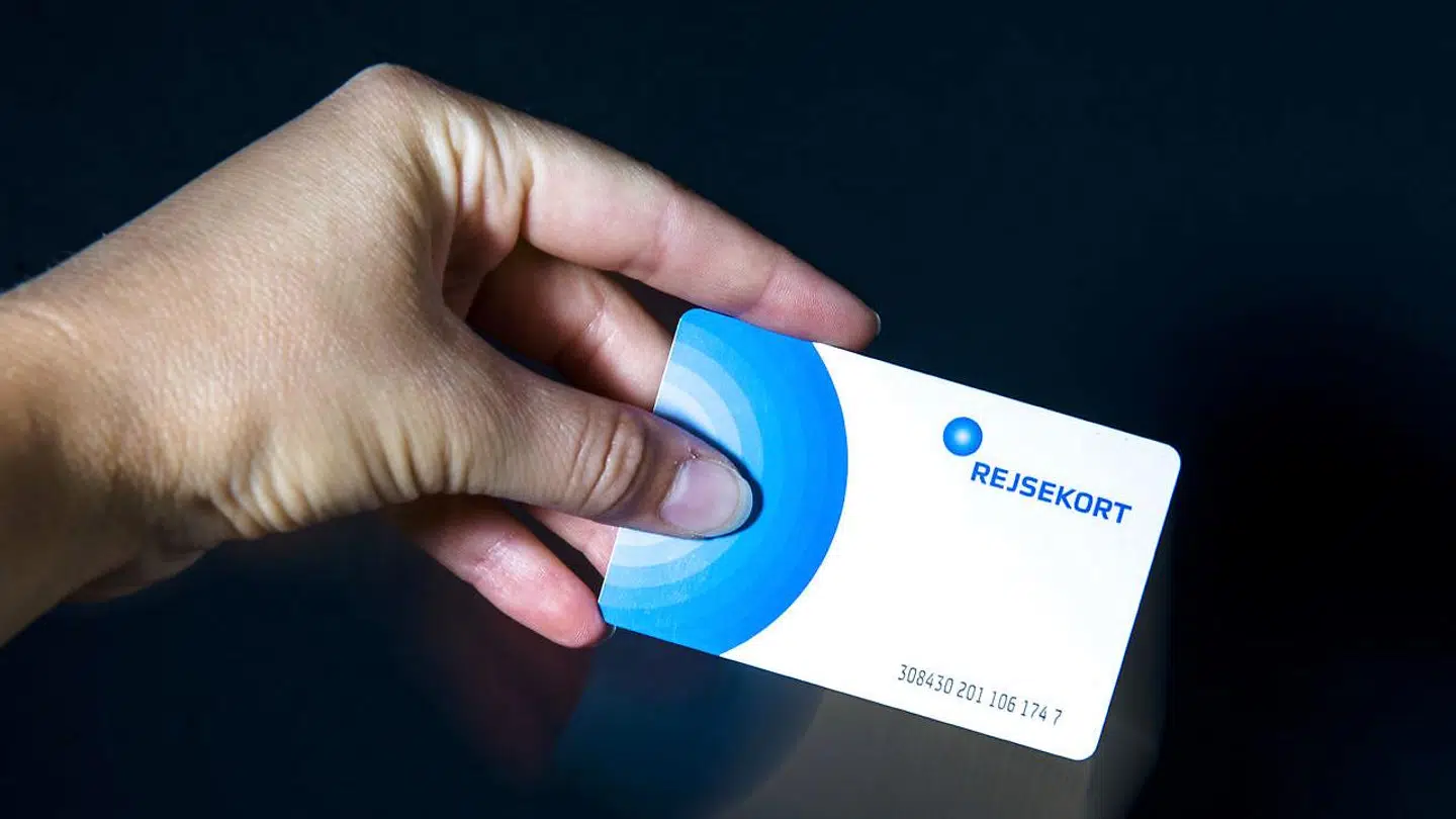 Det er sådan et rejsekort, der med sin chip kan bruges til at komme ind i omkring 9.000 boliger. Det kræver dog, tyven for scannet det oprindelige adgangskort til boligerne. De oplysninger kan så gemme spå nøglekort.