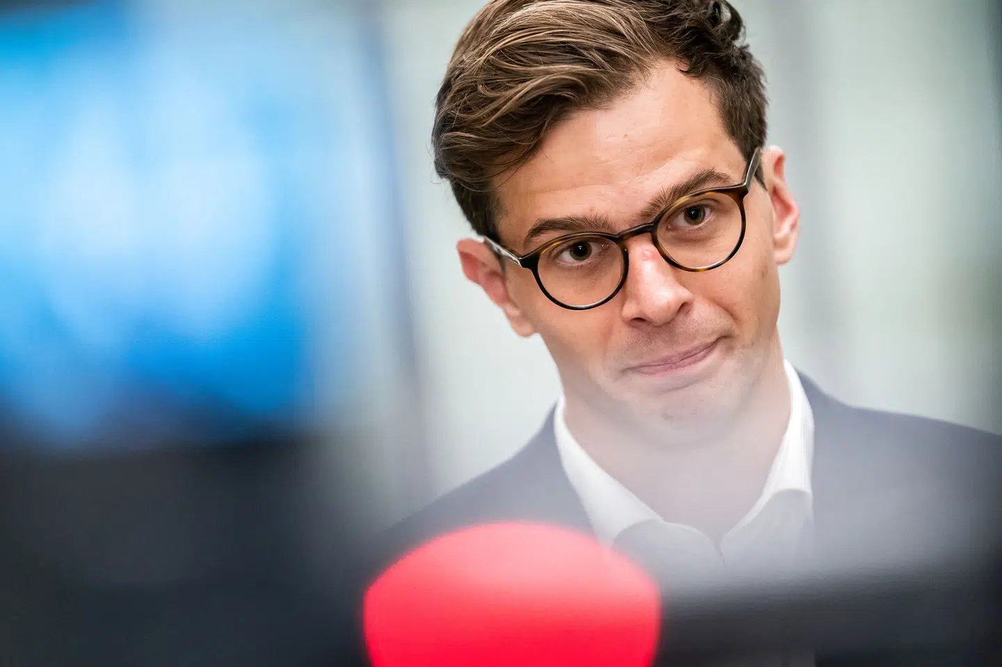 I et Facebook-opslag søndag aften skriver formanden for Liberal Alliance, Alex Vanopslagh, at røde og blå partier godt kan samarbejde om politiske aftaler uden at sidde i regering sammen. Indtil videre er LA stadig med i regeringsforhandlingerne, selv om de ifølge Vanopslagh ikke har været inviteret til møde i en uge. (Arkivfoto). Ida Marie Odgaard/Ritzau Scanpix