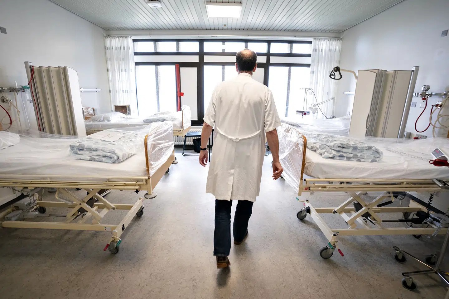 Lægeforeningen er bekymret for, at landets hospitaler grundet ny lovgivning kan komme til mangle udstyr til operationer. (Arkivfoto). Henning Bagger/Ritzau Scanpix