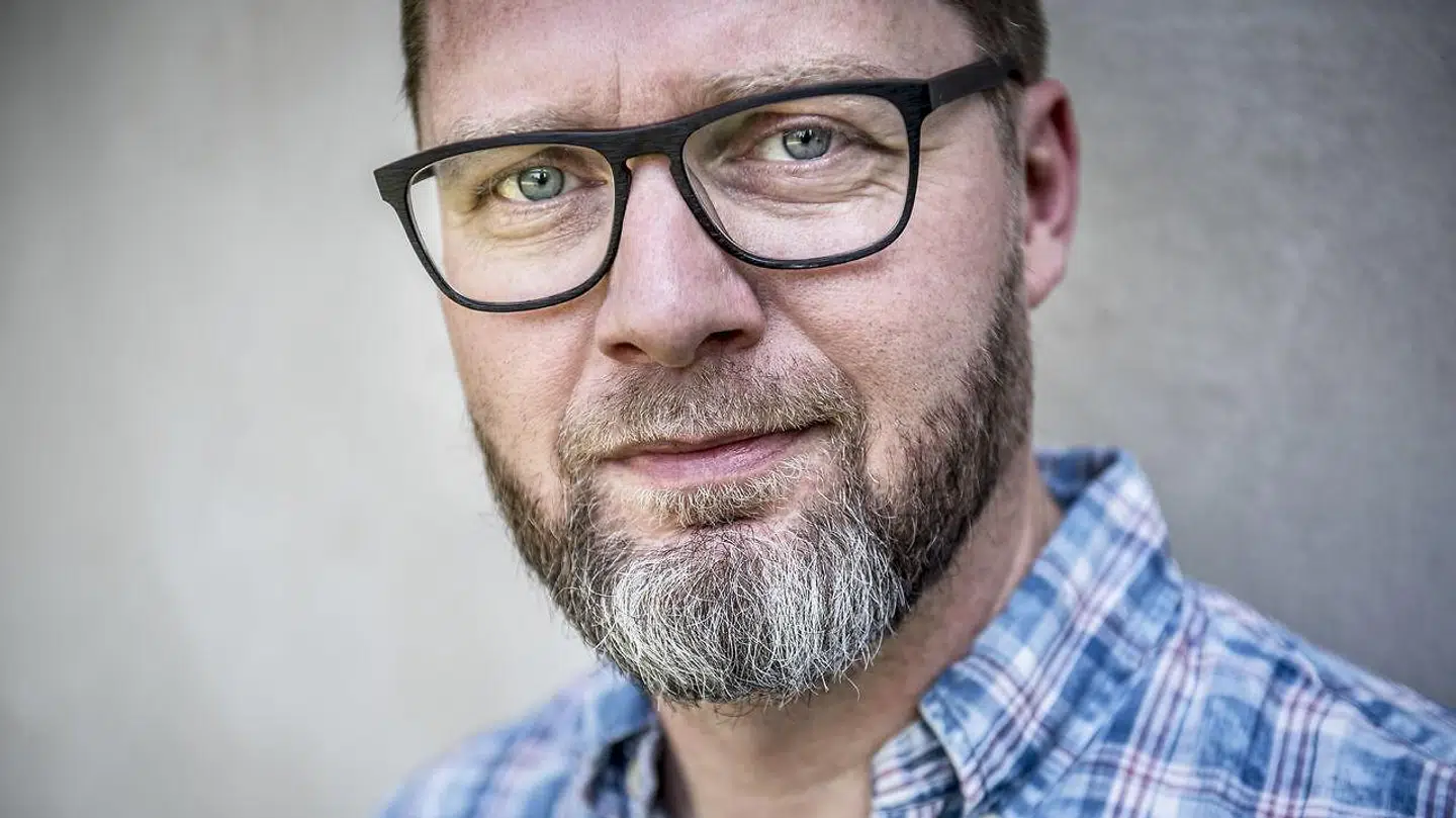 Lasse Rimmer åbner op for en af grundene til, at han i en periode var meget vred.