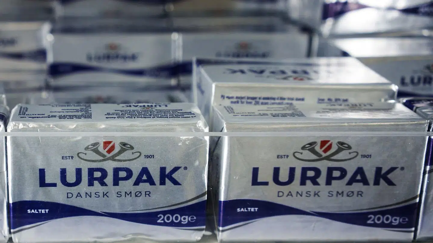 Lurpak er banket godt ned i pris i en discountkæde, men det kræver et medlemsskab. I andre kæder er der også tilbud på smør lige nu.