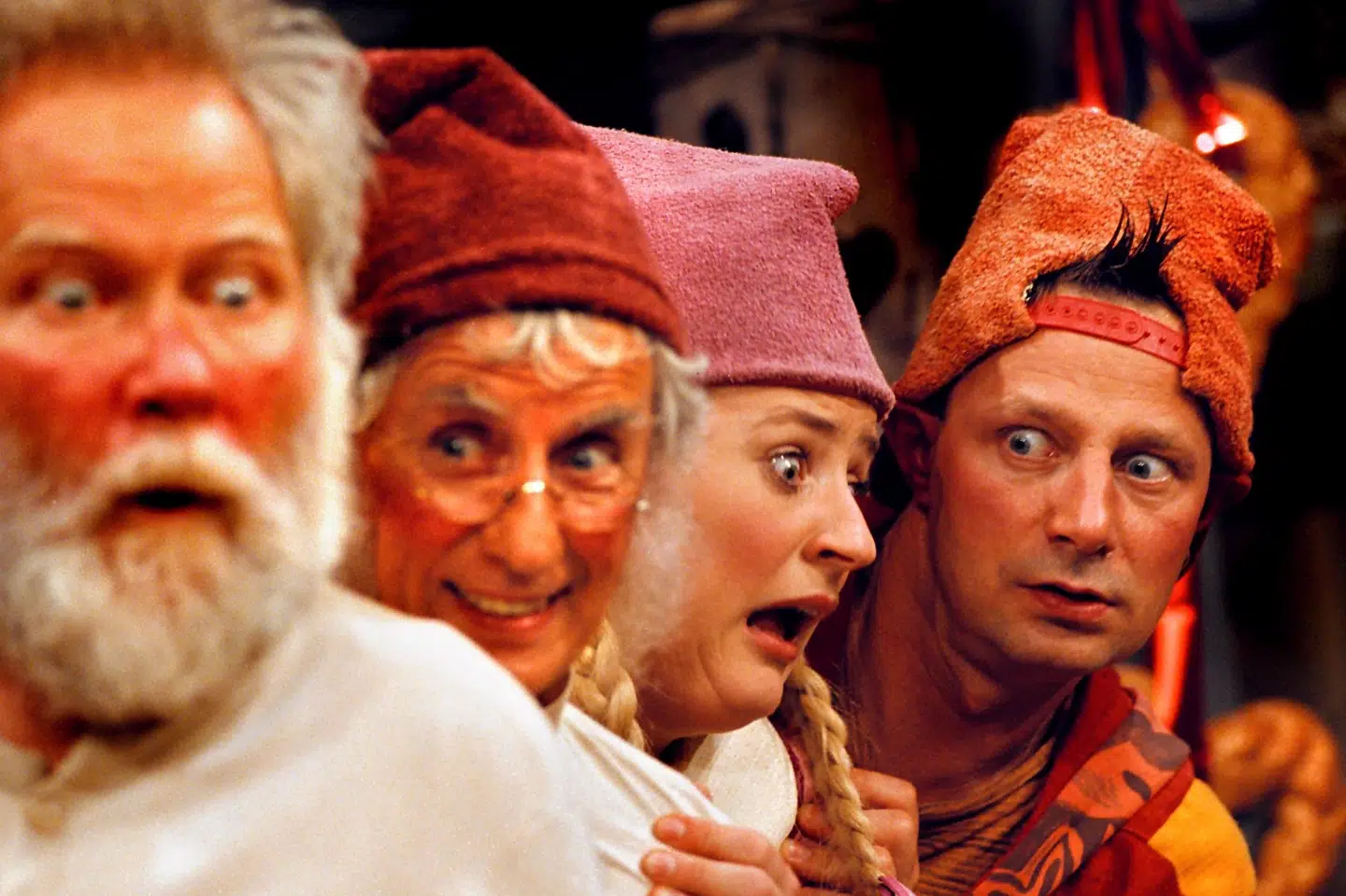 I Pyrus-julekalenderen' Alletiders Julemand' skal Pyrus sammen med mentoren Gyldengrød og veninden Kandis hjælpe julemanden med at genvinde sin hukommelse. Her besøger kvartetten en række episoder i verdenshistorien. (Arkivfoto). Morten Juhl/Ritzau Scanpix