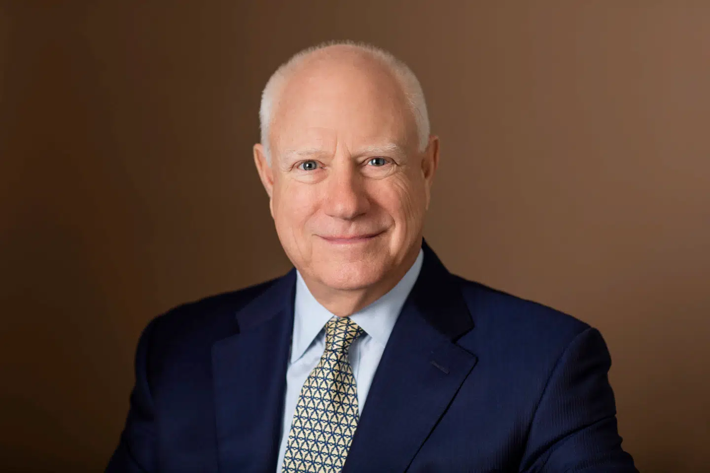 Jim Herbert, hvis fulde navn er James H. Herbert II, var stifter, topchef og formand i First Republic Bank frem til 1. maj 2023. Hans far rådede ham til ikke at blive bankmand.